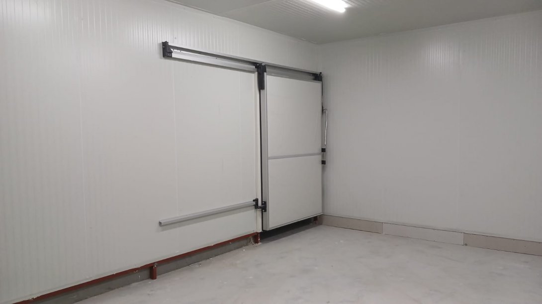 Why Sliding Doors Become Difficult